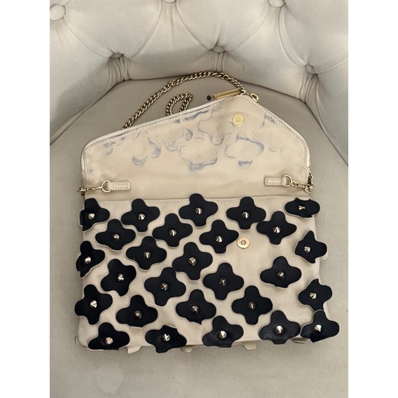 Henri Bendel Black Floral Studded Cream Leather Chain Shoulder Bag - Picture 5 of 10